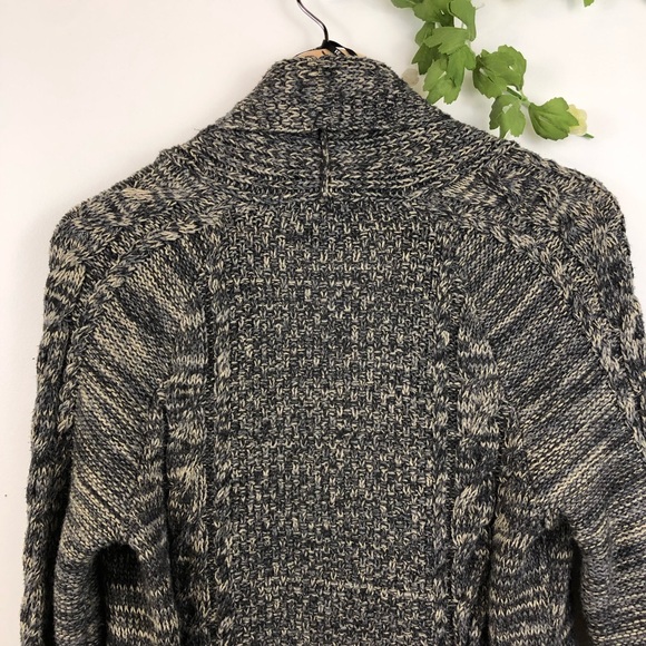 Forever 21 | Gray cable knit open front cardigan - Picture 2 of 7